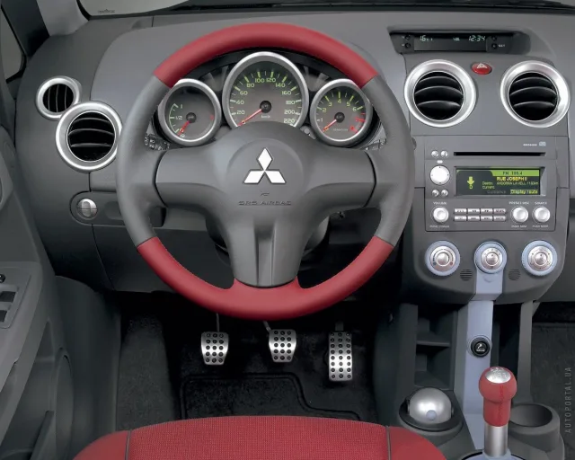 Mitsubishi Colt 2003 (Мицубиси Кольт) микровэн — 20