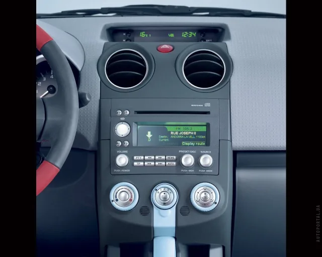 Mitsubishi Colt 2003 (Мицубиси Кольт) микровэн — 15