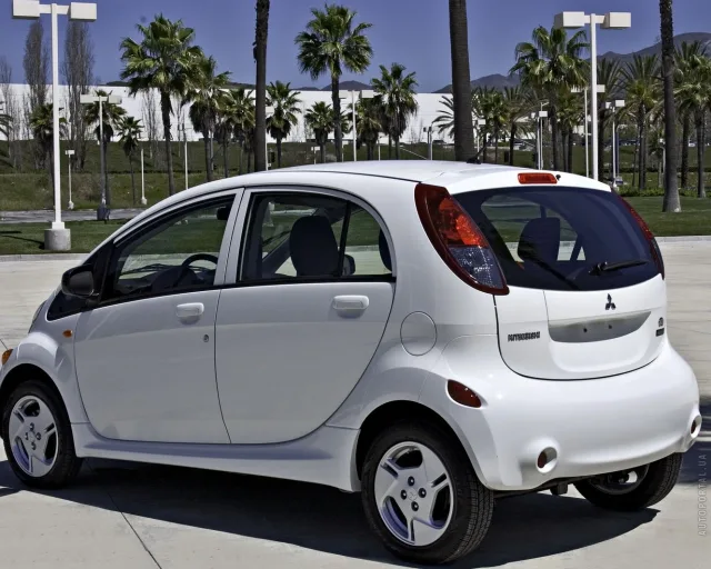 Mitsubishi I MiEV (Мицубиси И МиЕВ) 5-ти дверный хэтчбек — 10