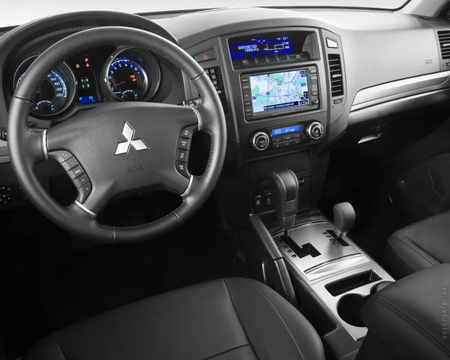 Mitsubishi Pajero Wagon 3.8 AT Ultimate — 2