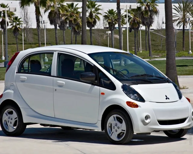Mitsubishi I MiEV (Мицубиси И МиЕВ) 5-ти дверный хэтчбек — 11