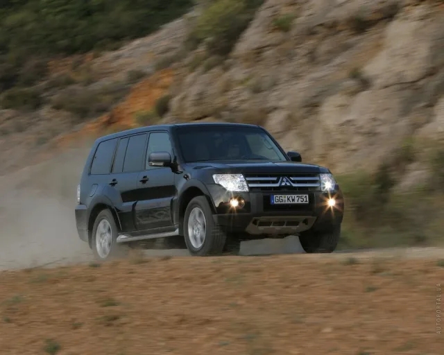 Mitsubishi Pajero Wagon 3.8 AT Ultimate — 8