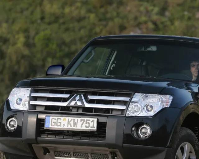Mitsubishi Pajero Wagon 3.8 AT Ultimate — 10