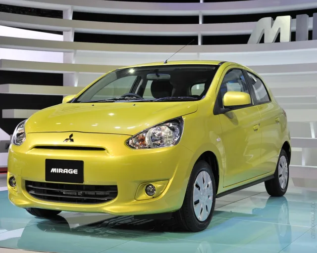 Mitsubishi Mirage 5-дверний хетчбек — 5