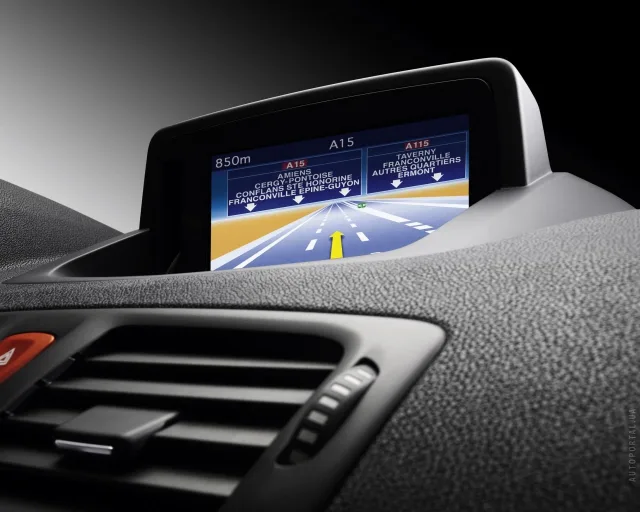 Renault Megane III hatchback — 5