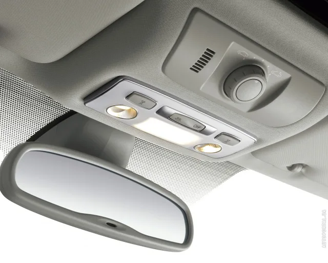 Renault Laguna III (Рено Лагуна) хэтчбек — 20