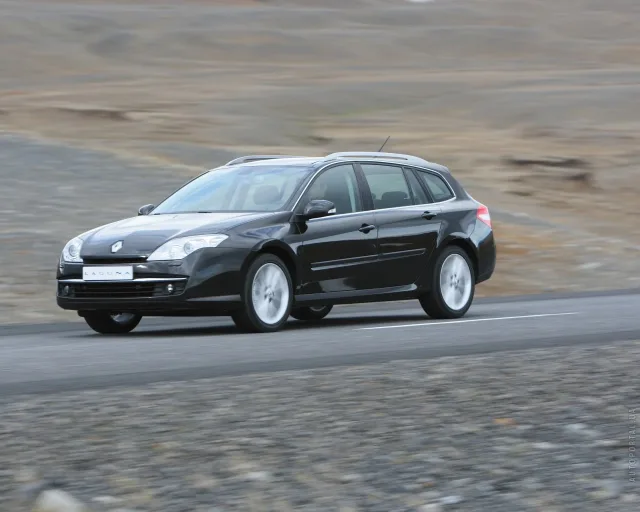 Renault Laguna III Estate універсал — 13