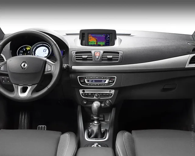 Renault Megane III купе-кабріолет — 3