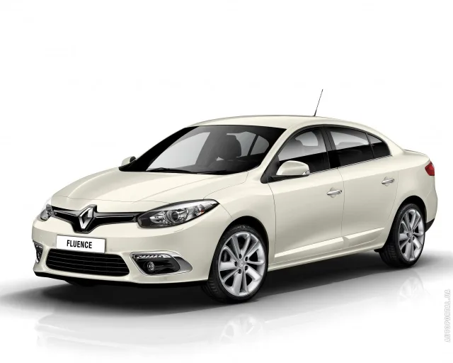 Renault Fluence 2012 седан — 10