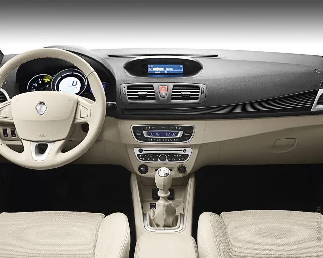 Renault Megane III купе-кабріолет — 2
