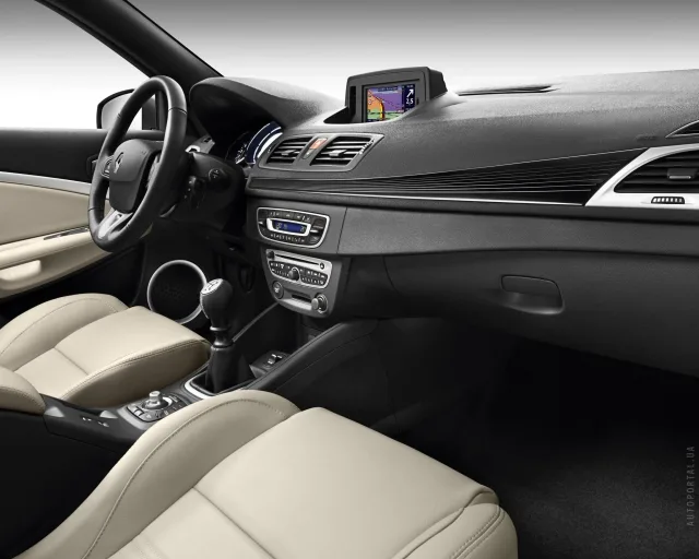 Renault Megane III купе-кабріолет — 8