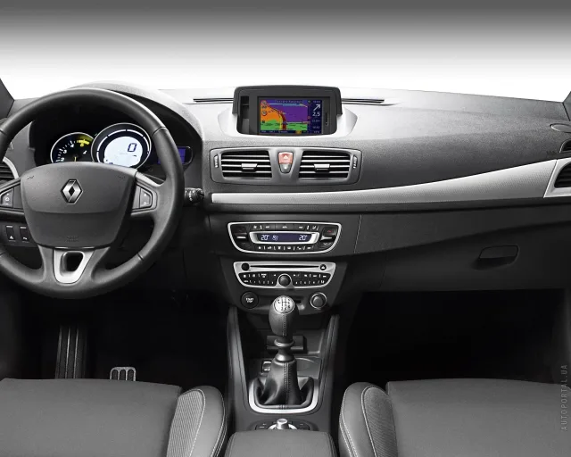 Renault Megane III купе-кабріолет — 10