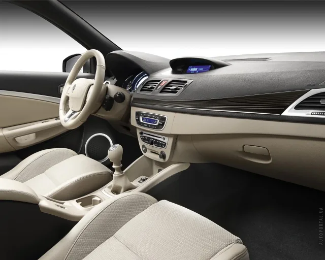 Renault Megane III купе-кабріолет — 12