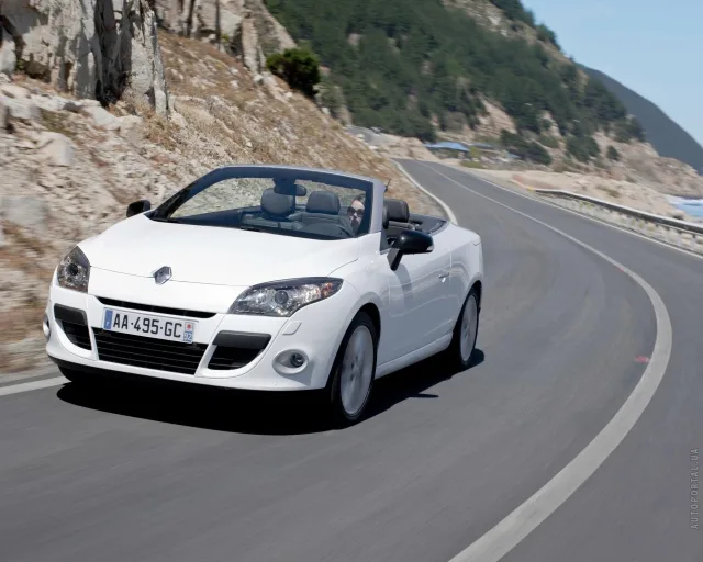 Renault Megane III купе-кабріолет — 18