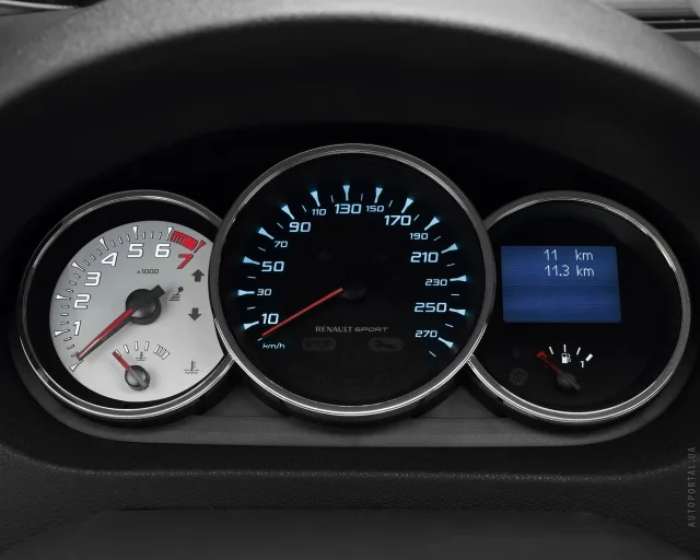 Renault Megane RS 2014 (Рено Меган) хэтчбек — 9