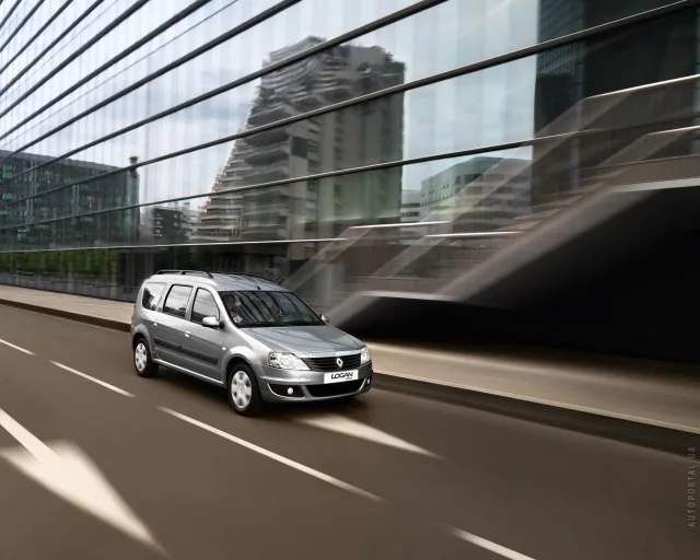 Renault Logan MCV 1.5D MT Base — 5
