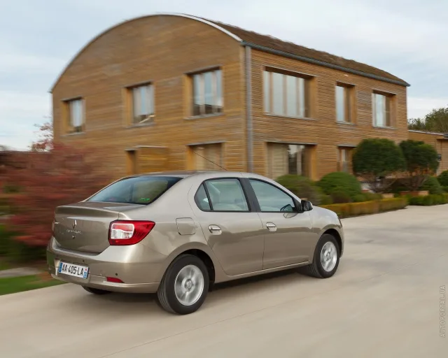 Renault Symbol 2012 (Рено Символ) седан — 7