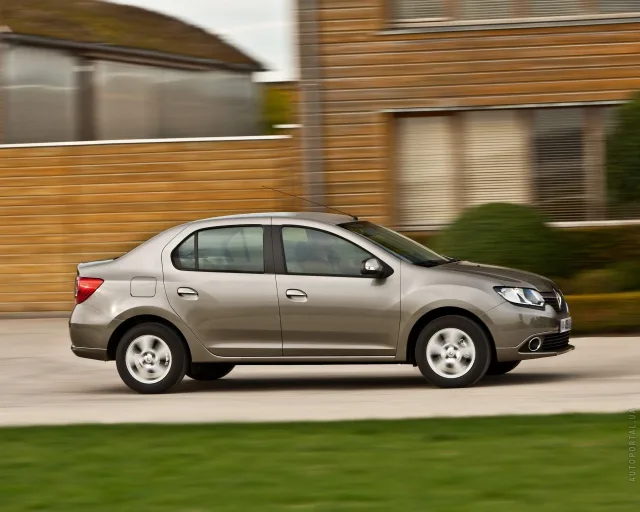 Renault Symbol 2012 (Рено Символ) седан — 10