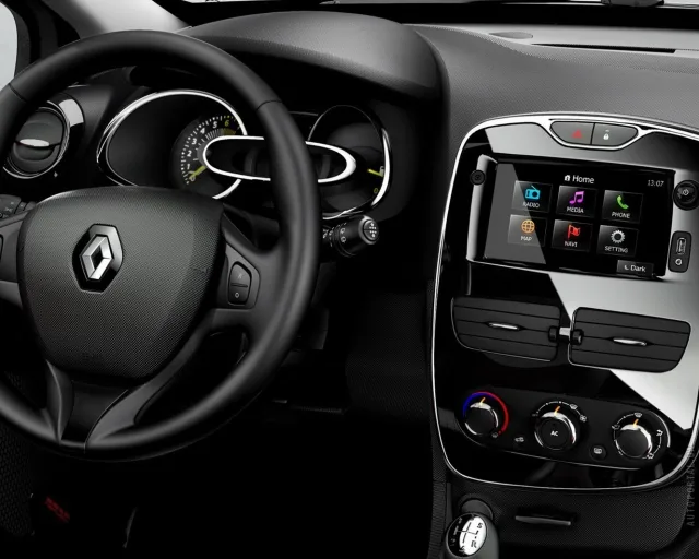 Renault Clio IV 0.9 Energy TCe MT — 3