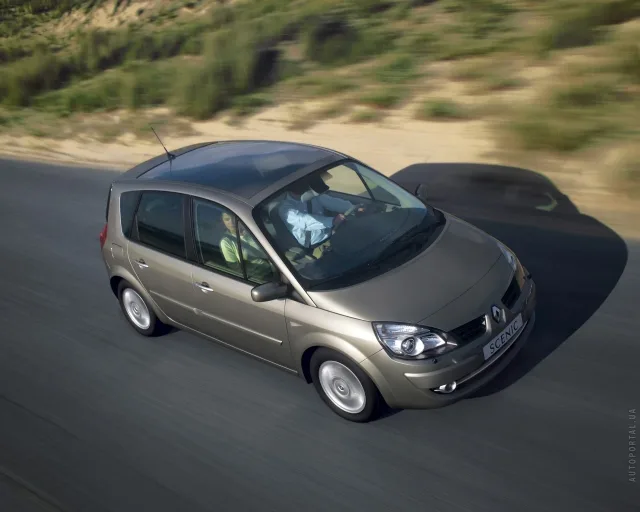 Renault Grand Scenic 2.0 MT Dynamique — 14