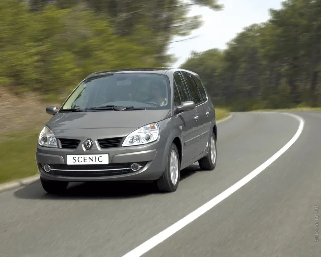 Renault Grand Scenic 2.0 MT Dynamique — 13