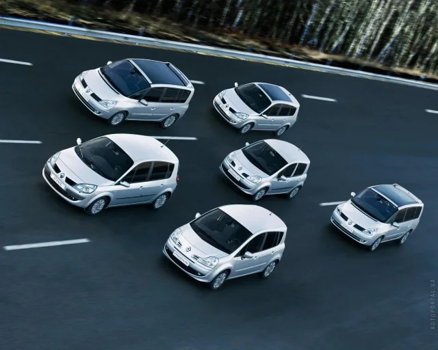 Renault Scenic II (Рено Сценик) минивэн — 22