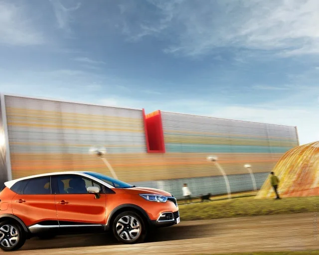 Renault Captur 2013 (Рено Каптур) кроссовер — 7