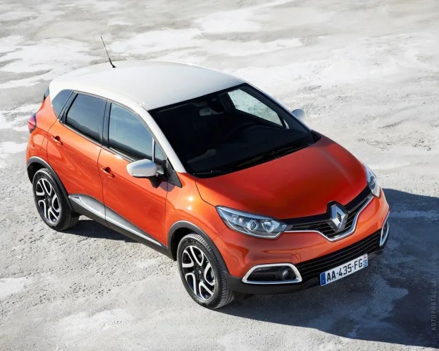 Renault Captur 2013 (Рено Каптур) кроссовер — 11