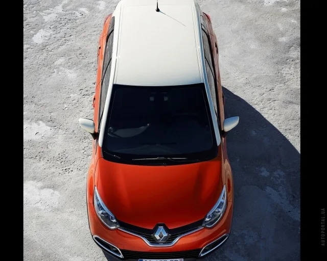 Renault Captur 2013 (Рено Каптур) кроссовер — 18