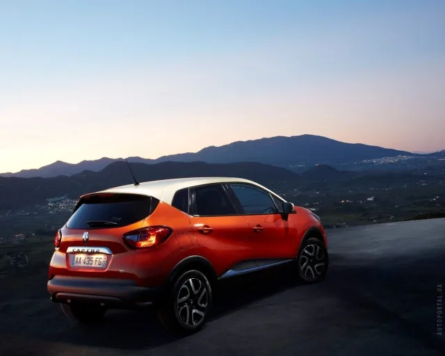 Renault Captur 2013 (Рено Каптур) кроссовер — 19