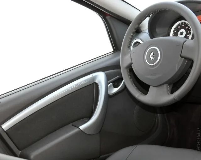 Renault Sandero Stepway 2009 хетчбек — 2