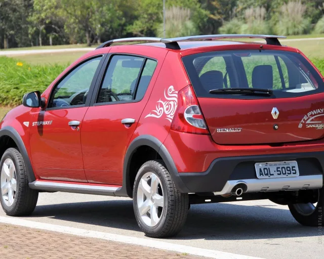 Renault Sandero Stepway 2009 хетчбек — 19