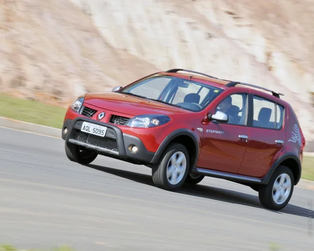 Renault Sandero Stepway 2009 хетчбек — 21