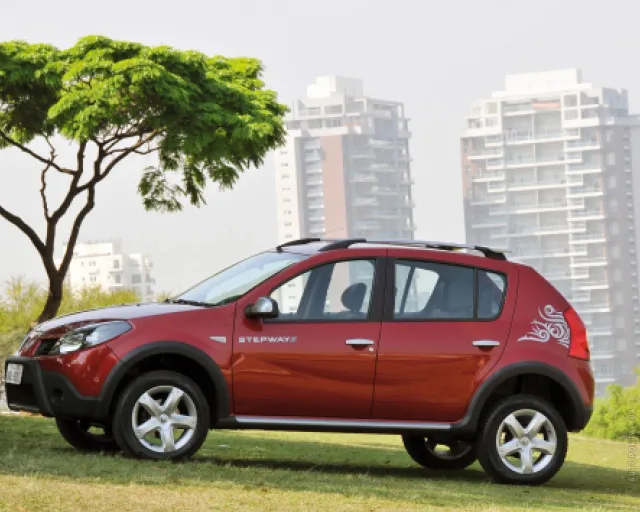 Renault Sandero Stepway 2009 хетчбек — 20