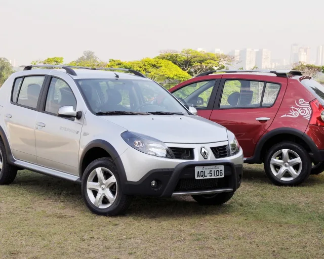 Renault Sandero Stepway 2009 хетчбек — 23