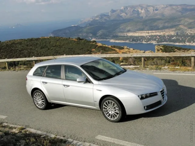Alfa Romeo 159 Sportwagon 2.4D MT — 2