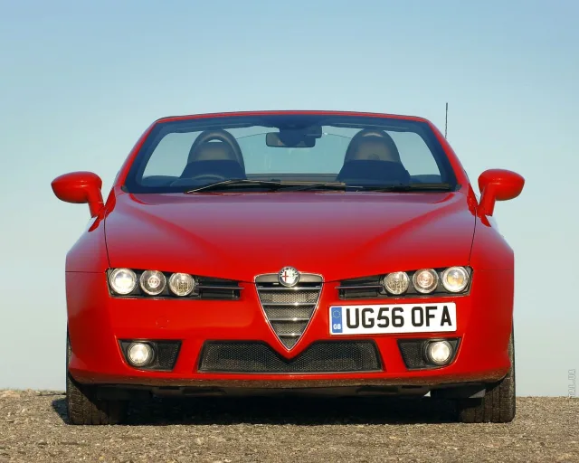 Alfa Romeo Spider 3.2 6MT — 15