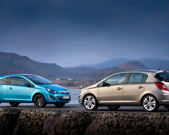 Opel Corsa 2011 hatchback — 23