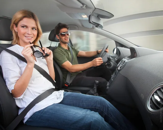 Opel Corsa 2011 hatchback — 2