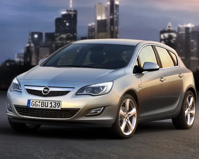 Opel Astra J хетчбек — 21