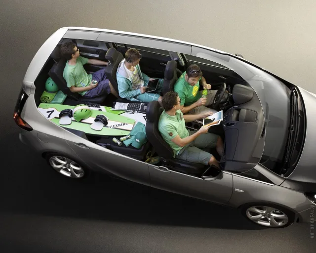 Opel Zafira Tourer мінівен — 12
