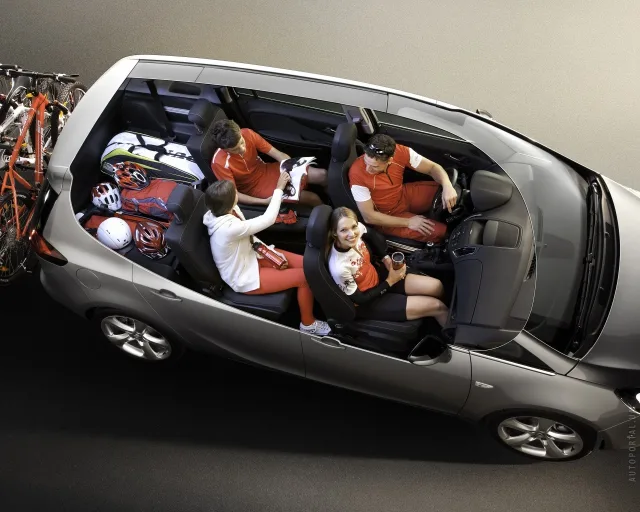 Opel Zafira Tourer мінівен — 6
