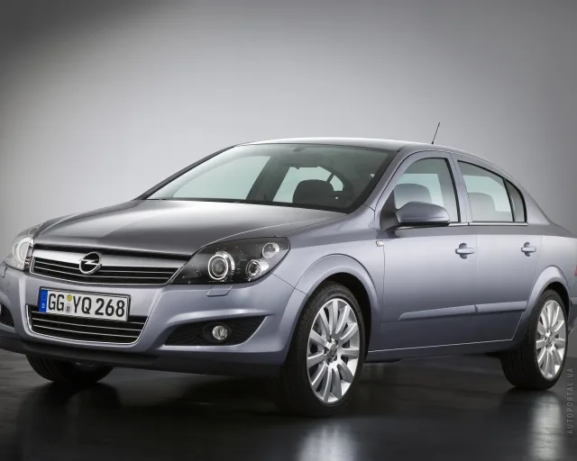 Opel Astra H (Опель Астра) cедан — 20