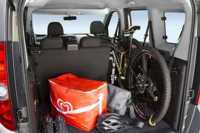 Opel Combo station wagon — 3
