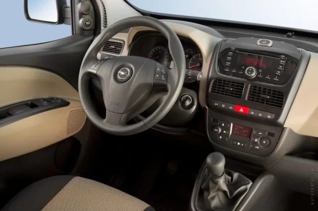 Opel Combo station wagon — 6