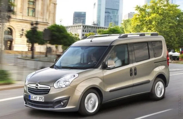 Opel Combo station wagon — 19