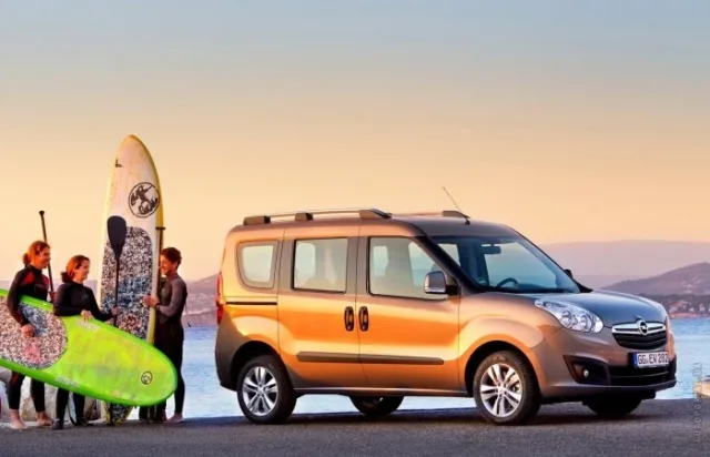 Opel Combo station wagon — 17