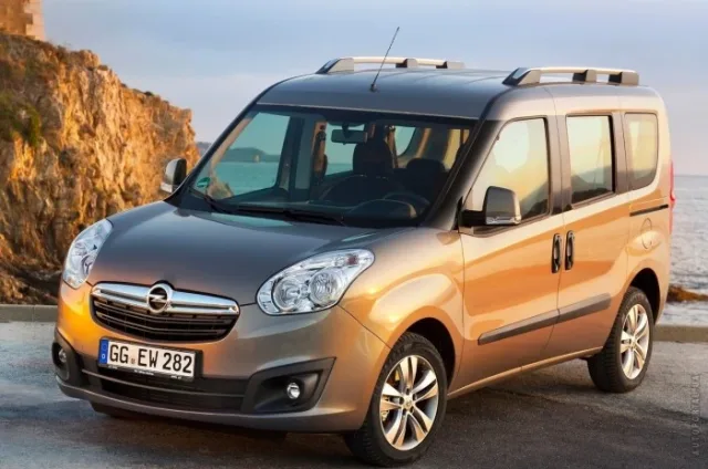 Opel Combo station wagon — 20