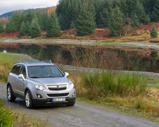 Opel Antara 2.4 MT Base — 19