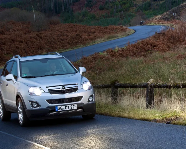 Opel Antara 2.4 MT Base — 20